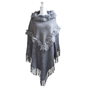 Pure Merino Wool Poncho, Women&#39;s Elegant Poncho with Faux Fur, Winter Pure Wool Ponchos, One Size Fits Most