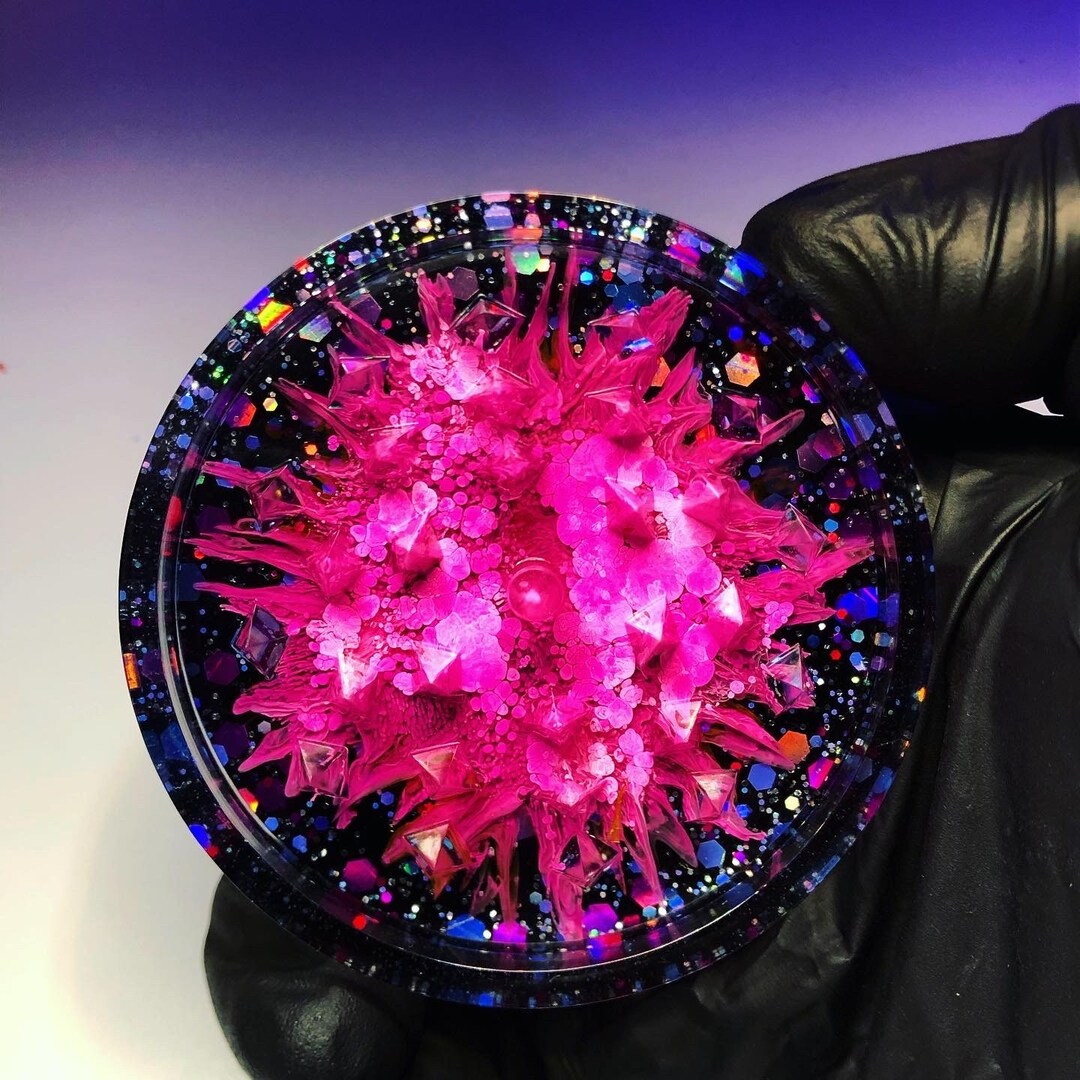 Black & Pink Resin Grinder, Epoxy Grinder, Tobacco Tray, Green Handmade