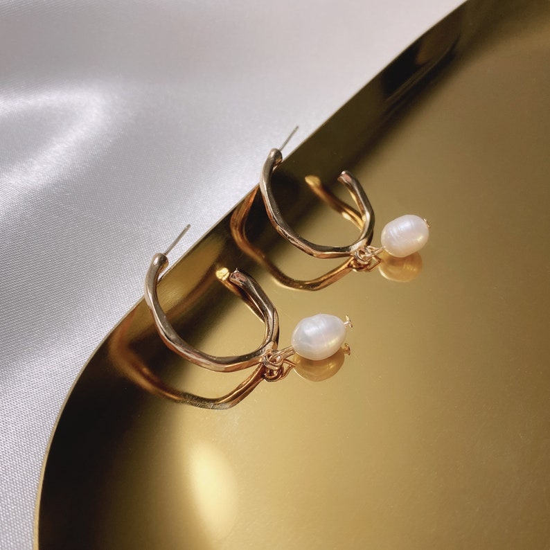 Dainty Cute Minimal Earring Irregular Natural Pearls Hoop Earring Christmas Holiday New Year Birthday Gift Silver S925