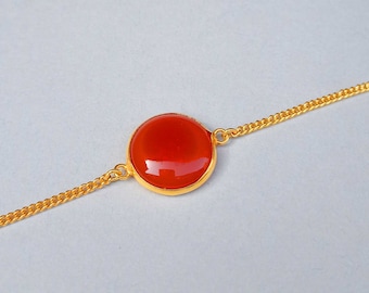 Pulsera de cornalina hecha a mano con piedras preciosas / Pulsera de cornalina dorada / Pulsera de cornalina roja / Pulsera de mujer / Pulsera de latón / Regalo para esposa
