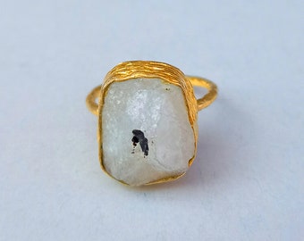Anillo de piedra lunar natural hecho a mano, anillo de oro, anillo llamativo, anillo para mujer, anillo de piedra lunar blanca, anillo de latón, regalo de anillo de Navidad