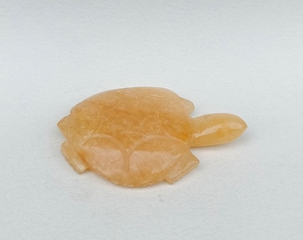 カナダ産翡翠の亀の置物（複数のサイズがあります） - Etsy 日本