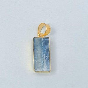 Beautiful Blue kyanite Pendant | Handmade Stone Kyanite Pendant | Natural Kyanite Pendant | Gold Pendant | Party Wear Pendant | Gift Jewelry
