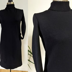 60s/70s Simple and Smart Black Turtleneck Shift Dress/ Long Sleeve Knee Length/ Ribbed Collar/ XS-SMALL