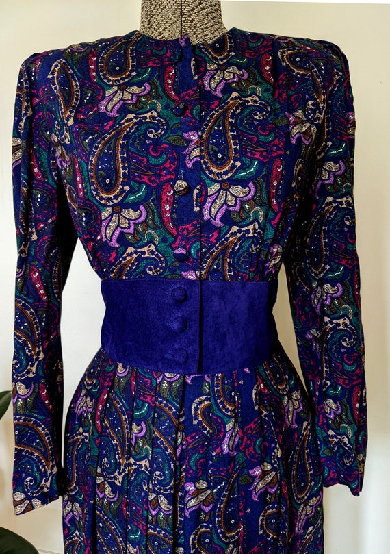 80s Purple Jewel Tone Paisley Dress with Suede Co… - image 3