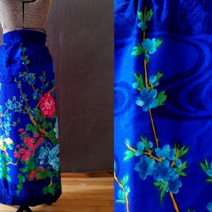 Vintage Caribbean Vacation Maxi Skirt/ Colorful and Tropical Floral 70s Resort Wear/ High Waisted Ankle Length Straight Silhouette/ Pull On