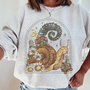 Goblincore Sweatshirt Dark Cottagecore Fairycore Clothing Grunge Fairycore Mystical Sweatshirt Witchy Clothes Moth Shirt Mushroom Sweatshirt