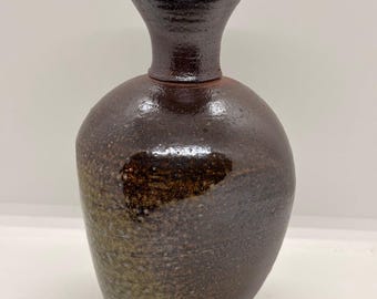 Small bud vase.