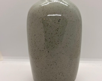 Bud vase