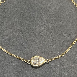 1.00 Carat VVS Pear Cut Moissanite Gold Womens Bracelet