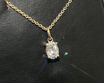 Certified VVS1 Oval Cut Moissanite Pendant 14K Gold Necklace