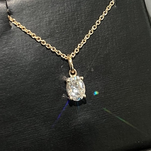 Zertifizierte VVS1 Oval Cut Moissanite Anhänger 14K Gold Halskette