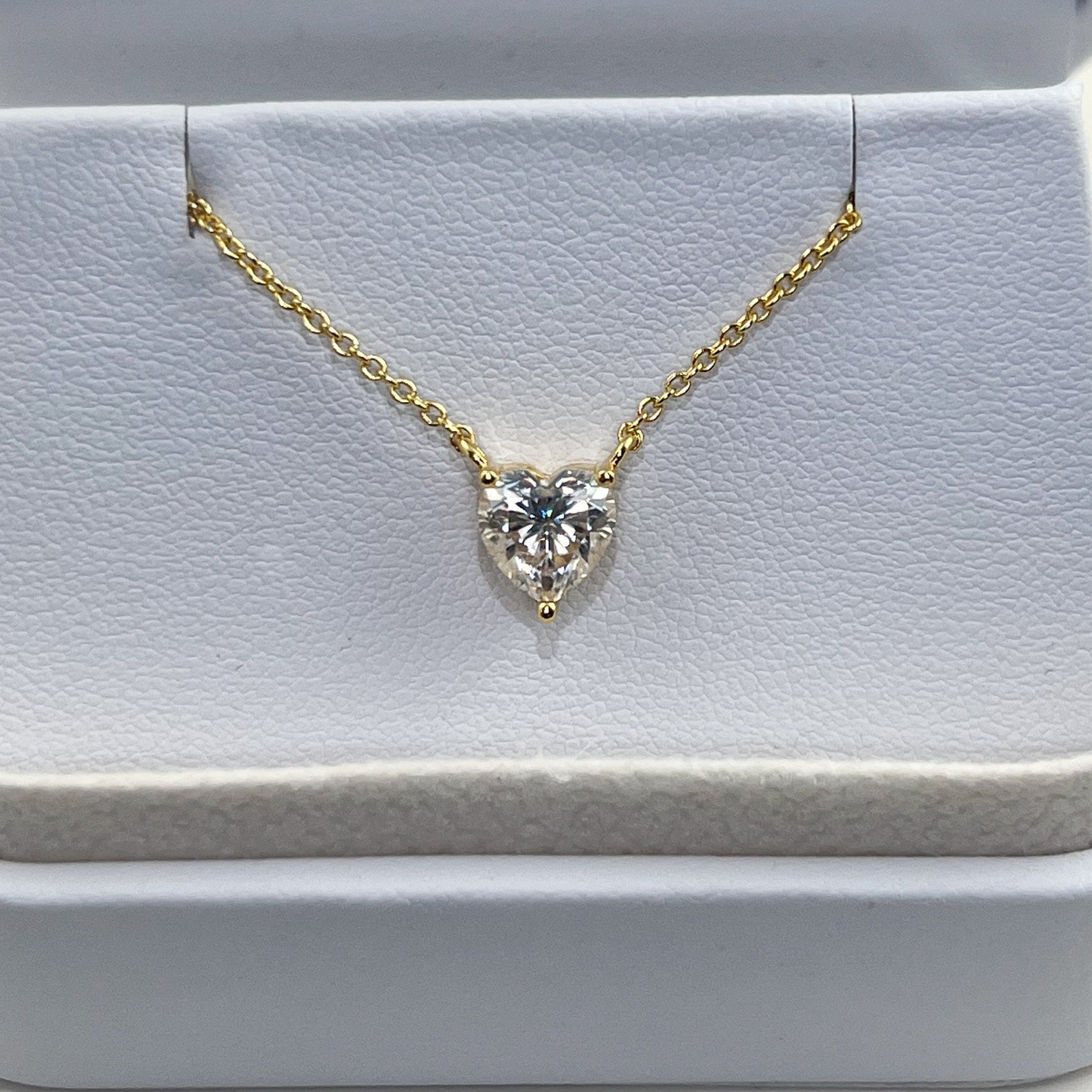 ネックレス・ペンダント 18KGF Heart Moissanite Simulator Dia Part1 Necklace 18KGF Heart Moissanite Simulator Dia Part1 Necklace