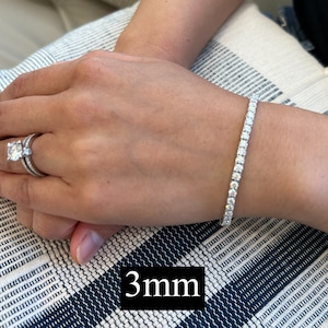 Certified VVS1 Ideal Cut Moissanite Tennis Bracelet All Sizes image 7