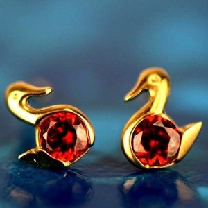 14k Yellow Gold Duck Birthstone Earring with Screw Back