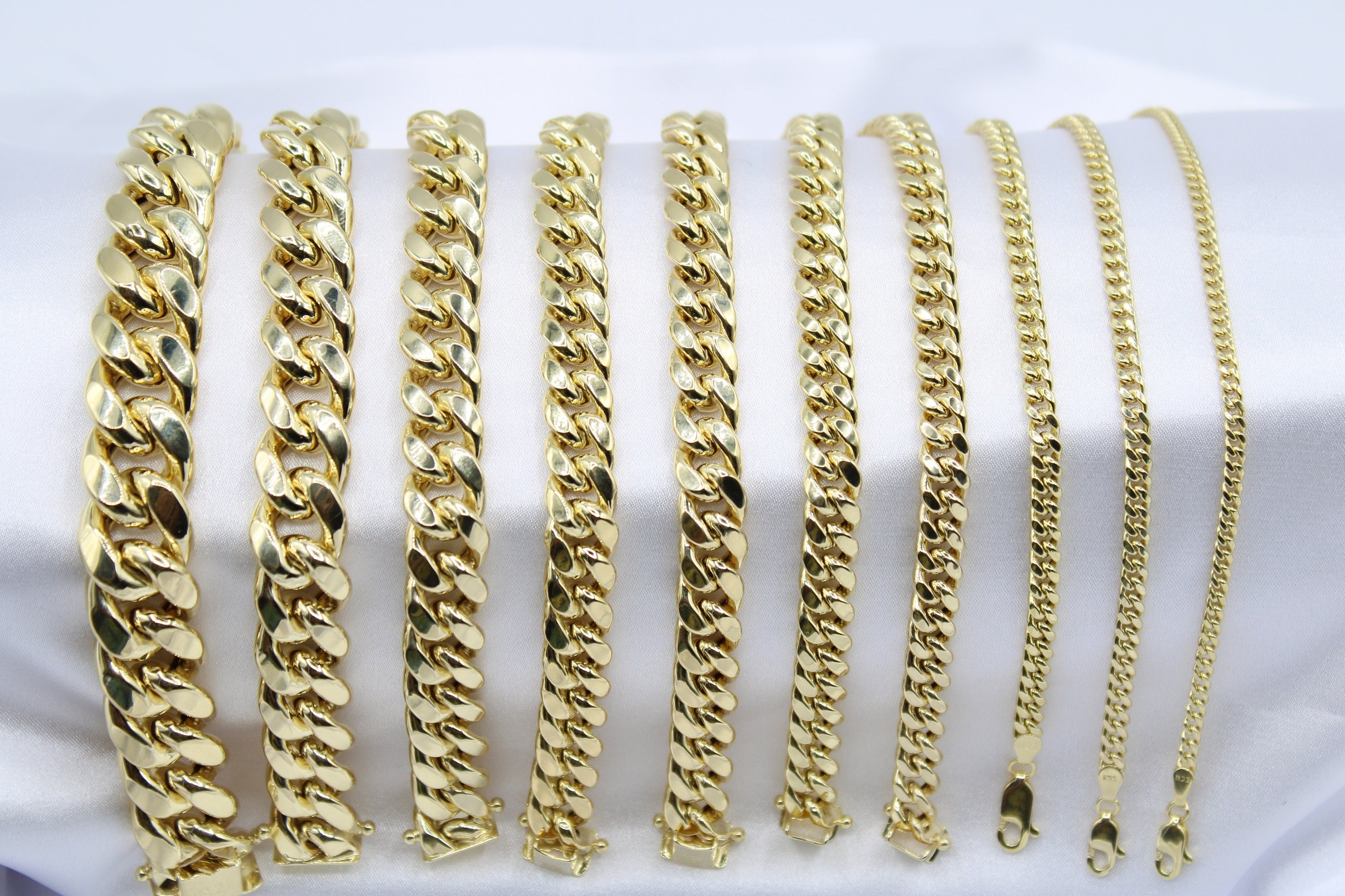 10 Solid Cuban Link Bracelet in 10K Yellow Gold - 445.6 Grams