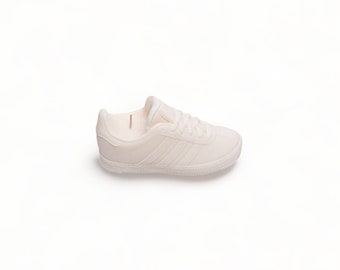 CC003 Sneaker Candle, Handmade Shoe Candle Gift
