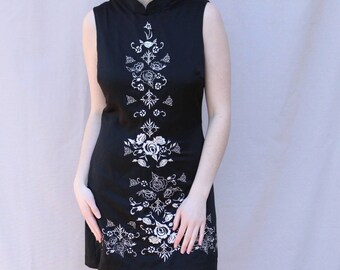 Vintage Mandarin Collar Fitted Black Embroidered Dress