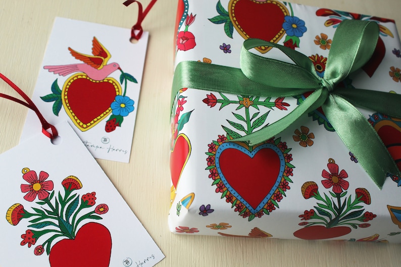 Papier cadeau coeurs Coeurs mexicains Saint-Valentin motif milagros image 5