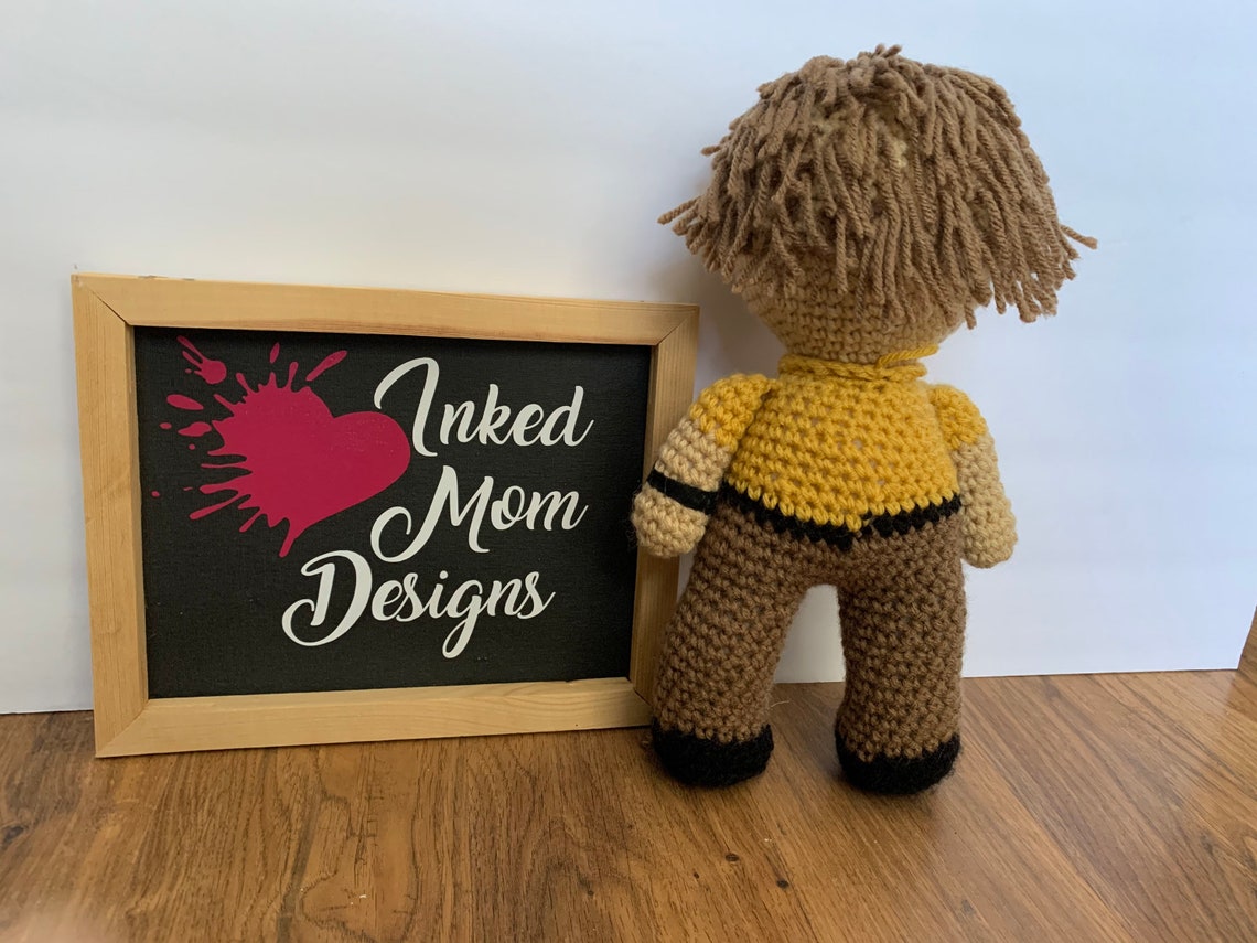 Dwight Shrute the Office crochet amigurumi | Etsy