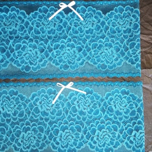 Thigh saver made of blue-green lace 18 cm wide made to measure image 2