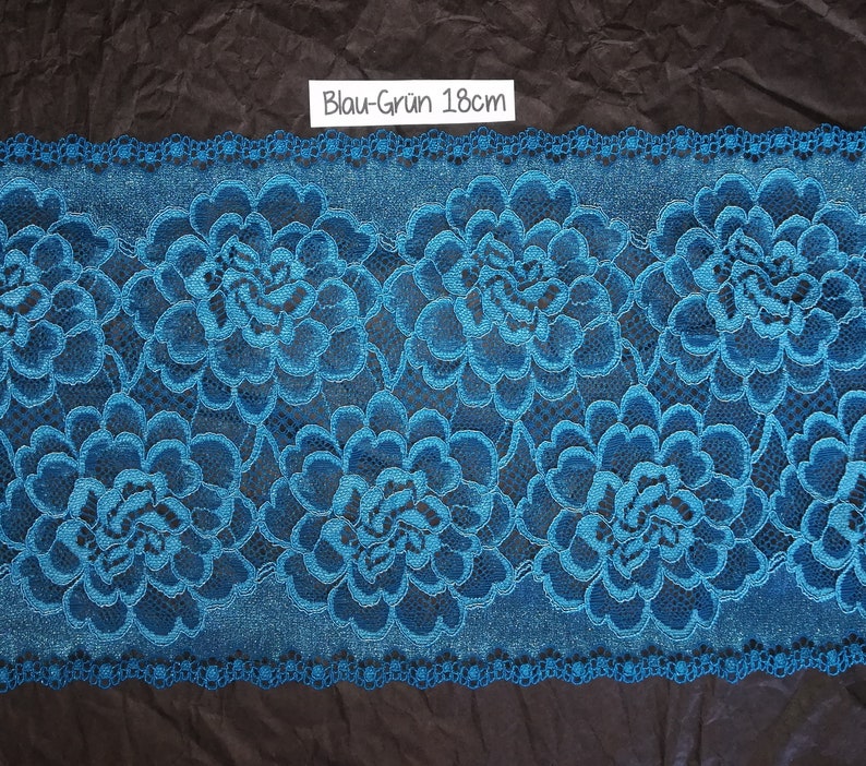 Thigh saver made of blue-green lace 18 cm wide made to measure image 3