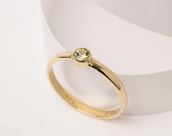 Birthstone Ring,Birthstone Jewelry,Gemstone Ring,Personalized Ring,Mothers Birthstone Ring,Peridot Ring,August Birthstone