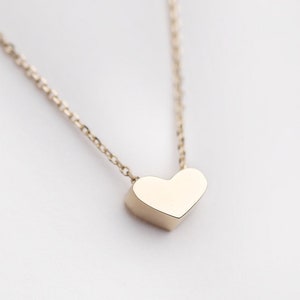 Floating Heart Necklace,14k Gold Heart Necklace, Minimalistic Love Necklace, 30th Birthday Gift for Her, Mother's Day Jewelry