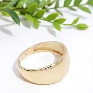 Chunky Signet Ring, Gold Pinky Ring, Gold Signet Ring Women, Mother in Law Christmas Gift, Step Mom Gift, 60th Birthday Gifts for Women