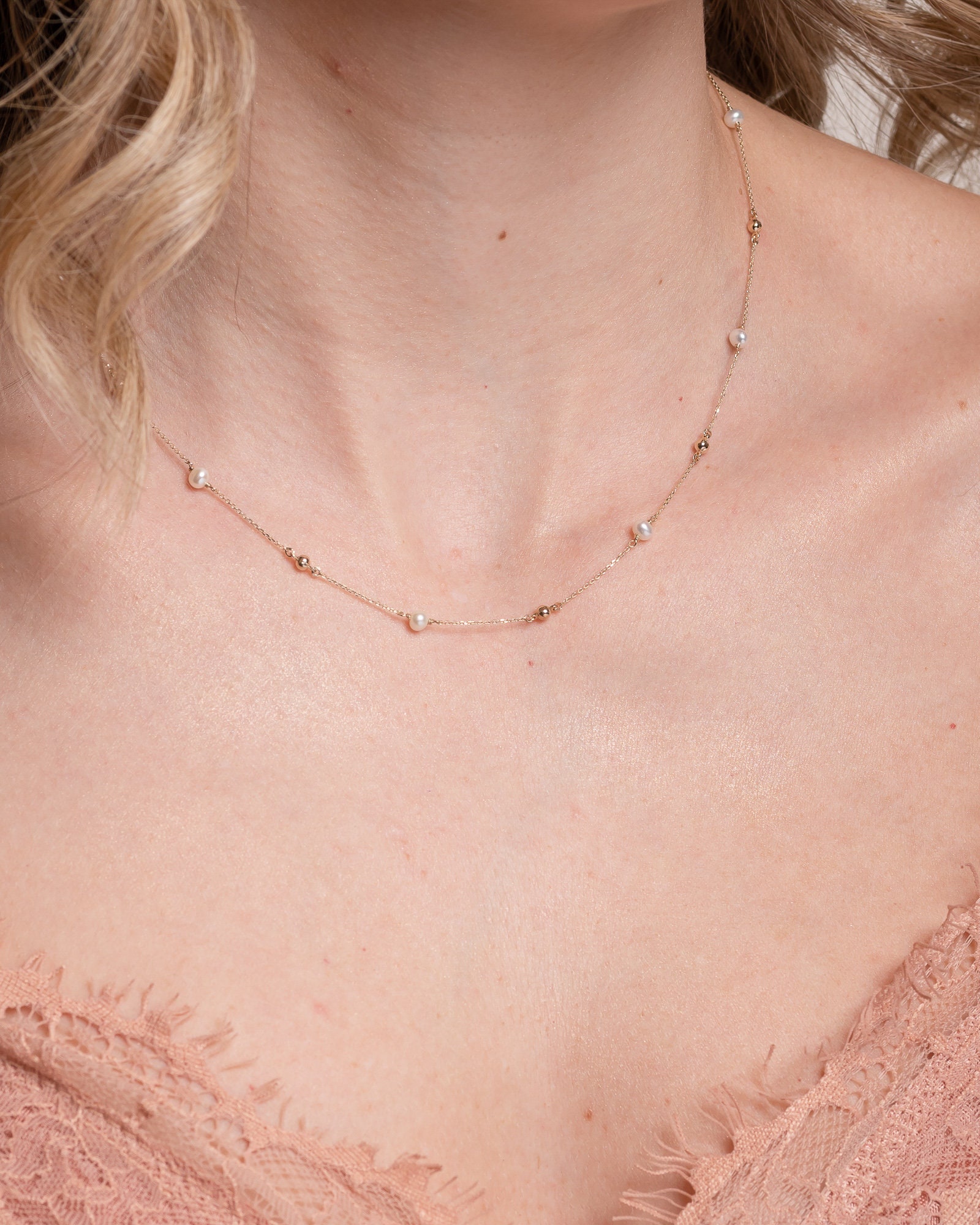 Cameron Pearl Station Necklace main image 0