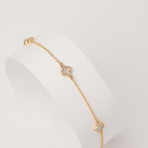 Dainty Mother of Pearl Four Leaf Clover Bracelet in 14K Gold, Good Luck Cross, Cross Charm Bracelet, BFF Gift Ideas, Wedding Gift