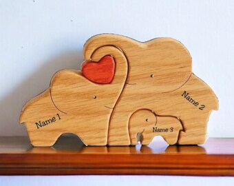 Personalised Family Decoration - Mothers Day Gift - Custom Wooden Elephant Family Puzzle - Personalized Cute Family Carved Puzzle