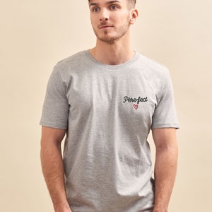 T-Shirt Brodé Personnalisé Homme Gris, Cadeau Homme Personnalisé, Teeshirt Personnalisé Pour Lui, Cadeau Fête Des Pères image 2