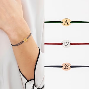 Personalized bracelet with small engraved medal and adjustable cord, Personalized women's bracelet, Sliding knots, Birth gift