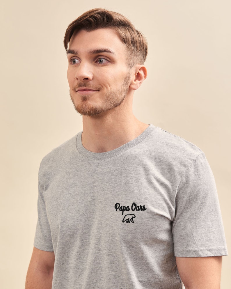 Men Embroidered Papa Ours T-Shirt, Men Personalized T-Shirt, Personalized Gift Dad, Father's Day Gift image 3