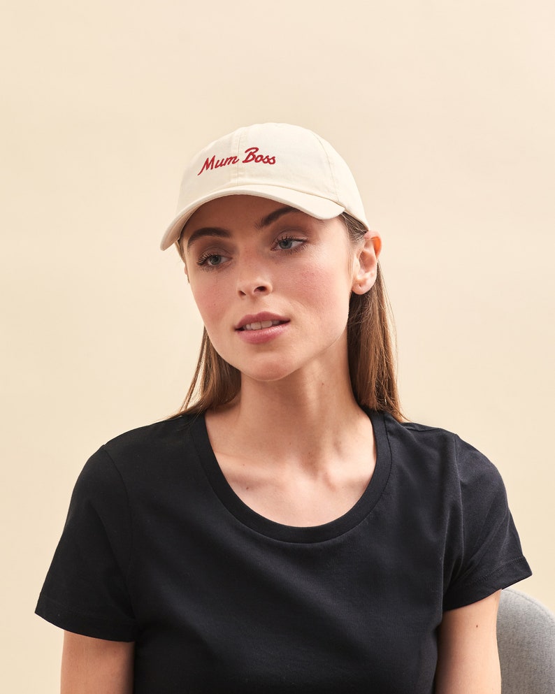 Casquette Personnalisée Brodée Unisexe, Casquette Beige Personnalisée, Cadeau Femme & Homme, Cadeau Fête Des Pères, Cadeau Fête Des Mères image 7