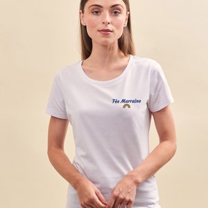 Tshirt Brodé Femme Blanc, T-Shirt Personnalisé Femme, Tee-Shirt Personnalisable, Cadeau Maman, Cadeau Fête Des Mères Personnalisé image 6