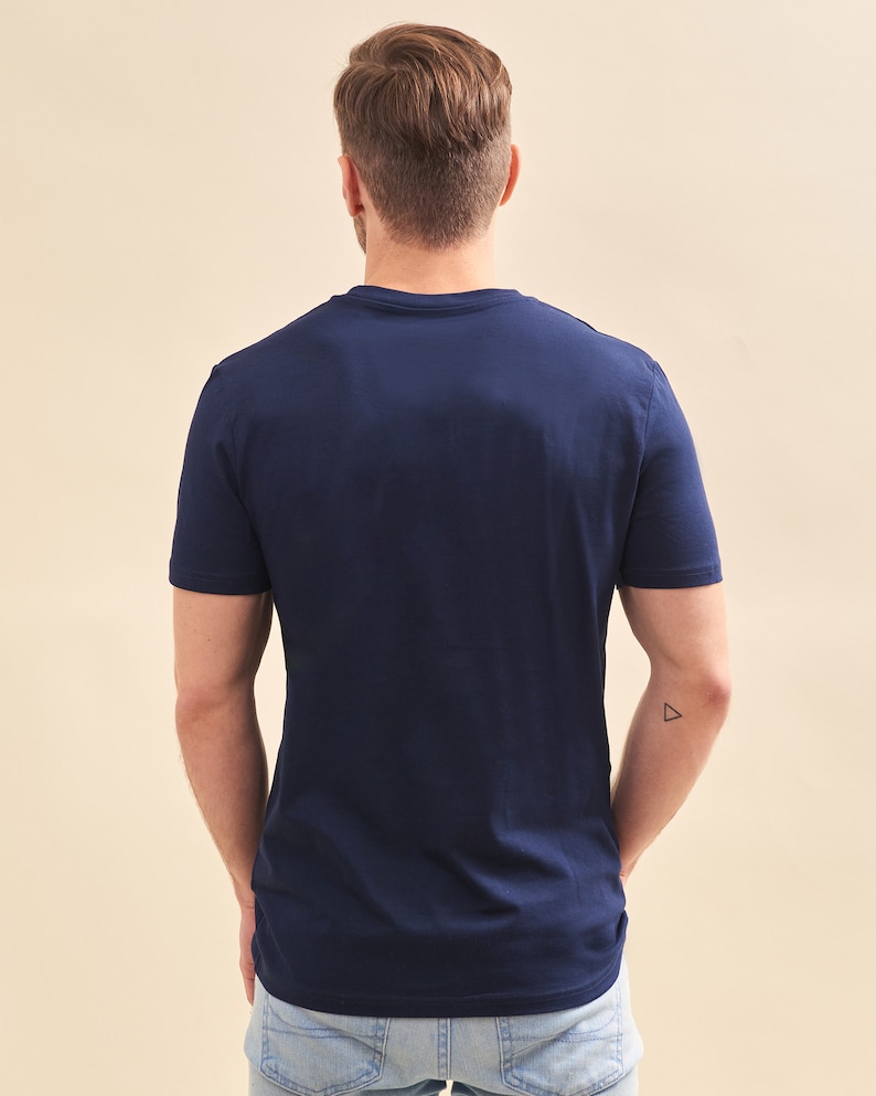 Tshirt Brodé Personnalisé Homme Bleu, Cadeau Homme Personnalisé, Cadeau Parrain Personnalisé, Cadeau Fête Des Pères image 7