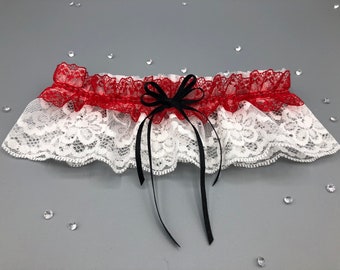 RED BLACK LACE SATIN STRETCH BRIDAL GARTER HEN PARTY NIGHT WEDDING BURLESQUE BOW RED BLACK LACE SATIN STRETCH BRIDAL GARTER HEN PARTY NIGHT WEDDING BURLESQUE BOW