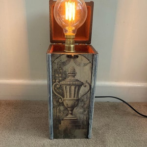 Table lamp