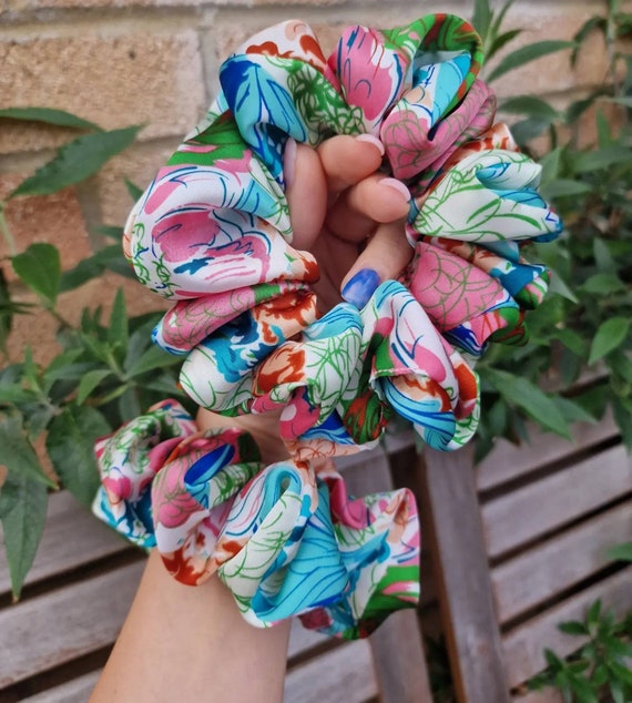 New fashion Pink and Dark Blue Hair Scrunchie Amazon.com : The Original Scrunchie® Variety Gift Set  main image 3