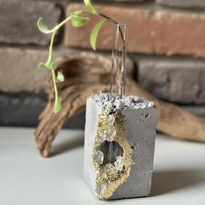 flower mother gift vase modern vase hand made vase unique vase decorative vase table centrepiece plant vase plant decor concrete vase room