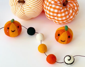 Cheeky Felted Pumpkin