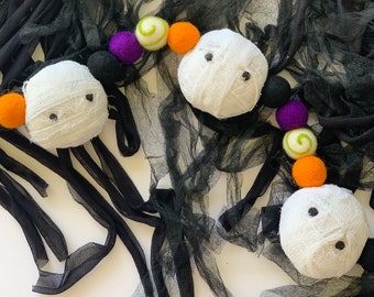Hoofdvilten Halloween-slinger mummie| Halloweenslinger| Decoratie van vilt voor Halloween| Decoratie met Halloween-thema| Halloween vilten balslinger