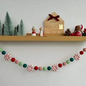 Peppermint Candy Mint Garland| Christmas Felt Ball Garland - Vintage Christmas Colours