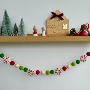 Peppermint Candy Mint Garland| Christmas Felt Ball Garland - Traditional Christmas Colours