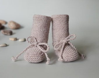 Chaussettes hautes beiges pour nouveau-né, jambières Tricotées à la main à partir de laine mérinos Oeko-Tex