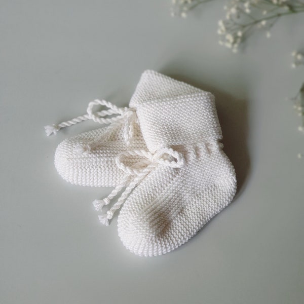 White - Hand Knitted Acrylic Woollen Socks for Kids (6-12 Months) 17 main image 1