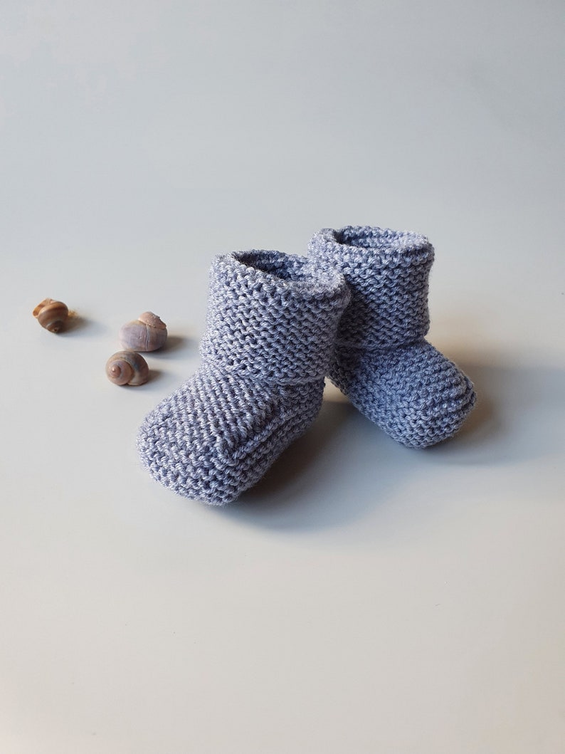 Hand knitted Newborn baby slippers socks from Oeko-Tex Merino Wool Lavender