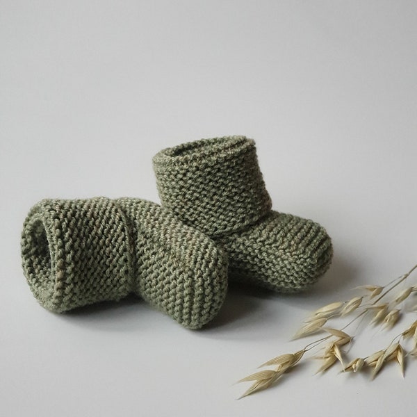 Newborn Baby booties, Wool socks hand knitted from Oeko-Tex Merino Wool in Olive Green color